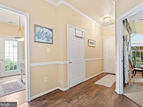 500 Wordsworth Cir, Purcellville VA  20132-3183 exterior