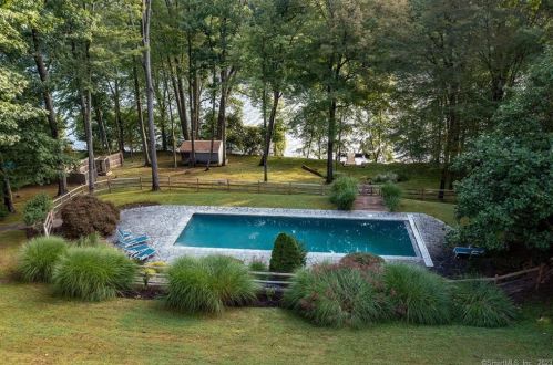 5 Sail Harbour Dr, Sherman, CT 06784-2726