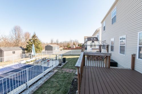 4500 Orangeberry Dr, Darbydale OH  43123-7924 exterior