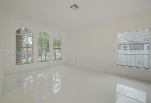 1260 144th Ave, Hollywood FL  33028-2921 exterior