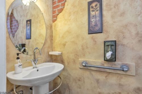 75 Shady Ln, Fanwood NJ  07023-1718 exterior