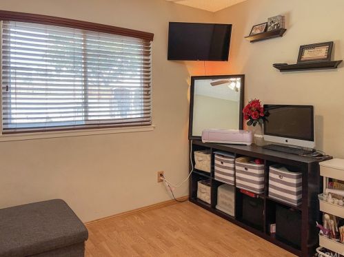 242 White Oak Rd, Lake Elsinore CA  92530-5181 exterior