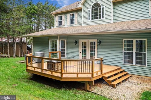 3098 Hamburg Rd, Edinburg VA  22824-3093 exterior