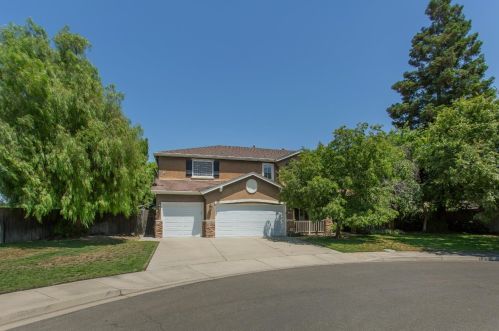 4666 Treasure Ct, Turlock, CA 95382-7335