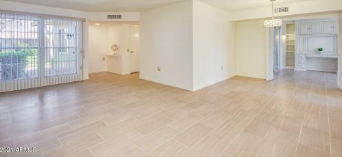 9946 Palmeras Dr, Sun City, AZ 85373-2041