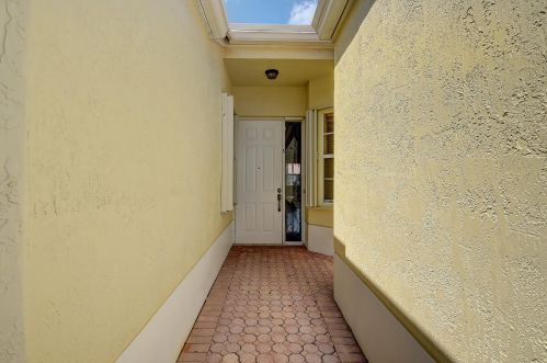 6197 Caladium Rd, Delray Beach FL  33484-4686 exterior