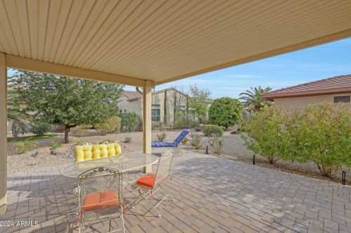 16974 Desert Rose Ln, Sun City, AZ 85387-7259