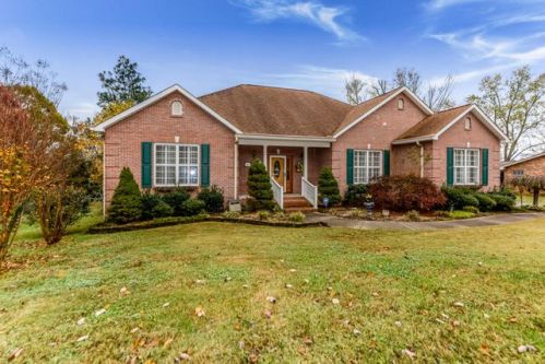 208 Mohawk Cir, Seymour, TN 37865-5922