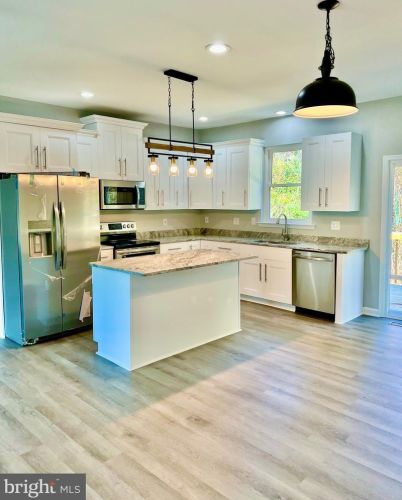 309 Glebe Rd, Montross VA  22520-4100 exterior