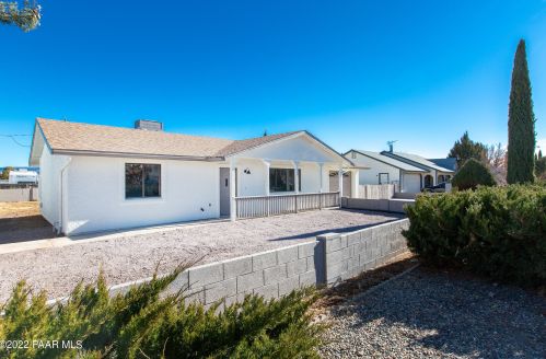 8044 Donna Rd, Prescott Valley, AZ 86314-8449