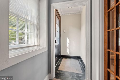 1715 19th St, Washington, DC 20009-1668