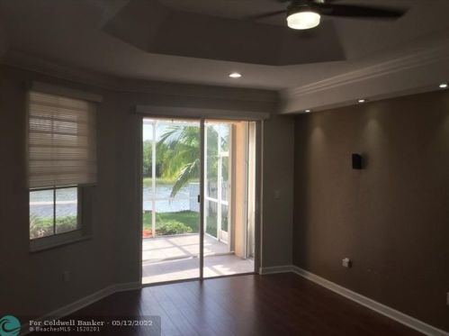 16408 39th St, Hollywood FL  33027-4639 exterior