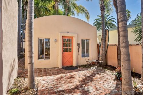 232 Rios Ave, Solana Beach CA  92075-1240 exterior