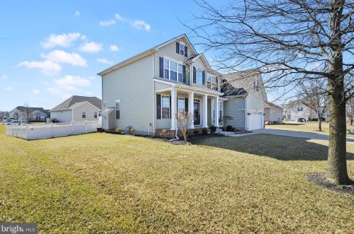 204 Saxondale Ln, Dover, DE 19904-5762