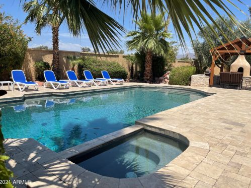 7204 Paradise Dr, Scottsdale AZ 85260-5436 exterior