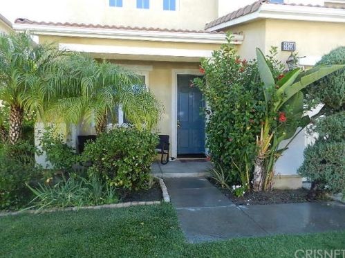 28314 Stansfield Ln, Santa Clarita, CA 91350-1998