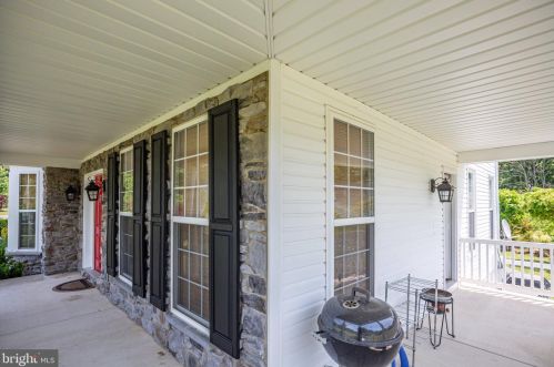 8574 Gray Fox Ln, Owens VA  22485-3572 exterior