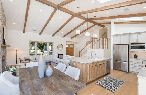 718 Calabria Dr, Santa Barbara CA  93105-4506 exterior