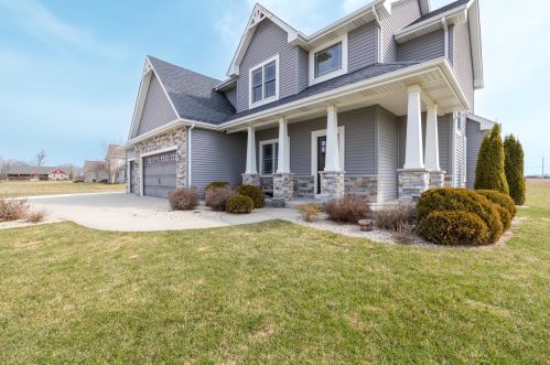 2232 Star Pl, Richfield, WI 53076-9430