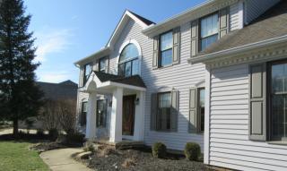 6917 Queensgate St, Canton, OH 44718-3805