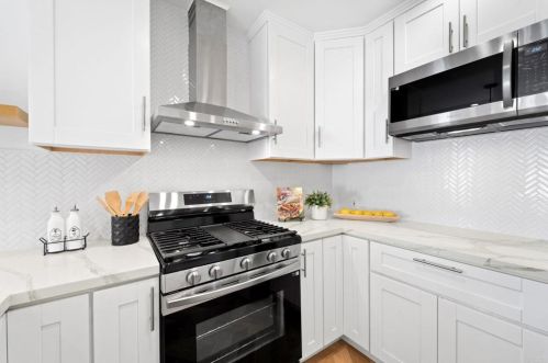 244 27th St, San Diego CA  92102-3118 exterior