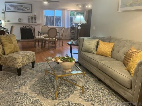 6145 Baltimore Dr, La Mesa, CA 91942-4236