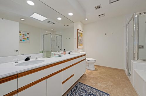 10111 Lakeview Dr, Rancho Mirage CA  92270-1474 exterior