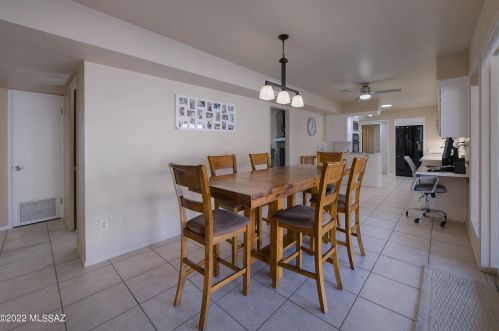 7330 Ln Canada Dr, Tucson AZ 85704-1532 exterior