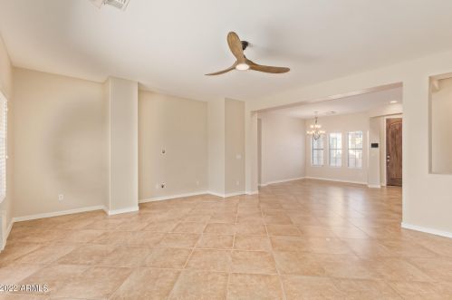 14106 12 St, Phoenix AZ 85086-8832 exterior