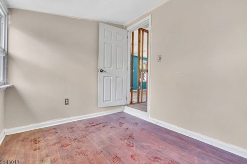 18 Outlook Ave, Mount Olive NJ  07828-2919 exterior