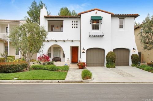 24613 Garland Dr, Santa Clarita CA  91355-4962 exterior