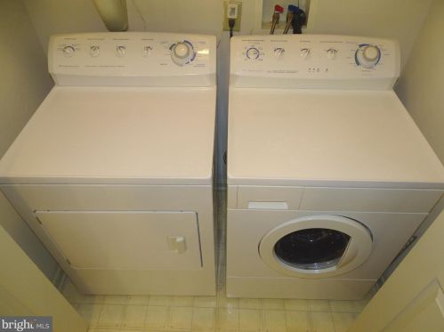 131 Furlong Way, Red Lion PA 17356-8776 exterior