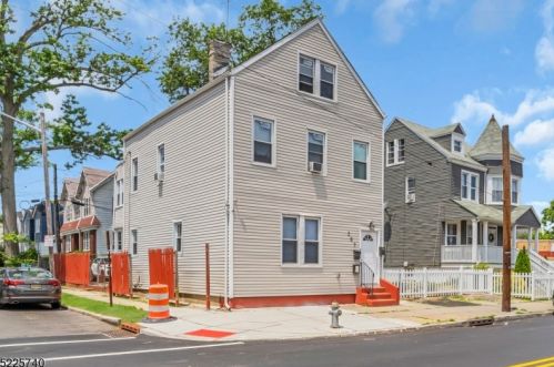 287 Sanford St, East Orange NJ  07018-1018 exterior