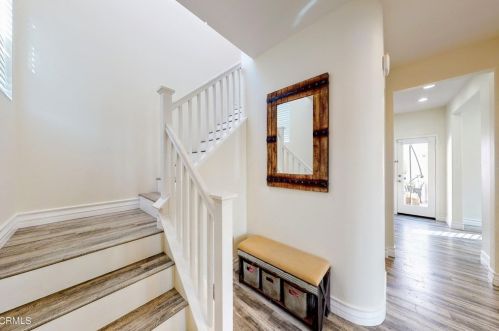 3120 Lisbon Ln, Oxnard CA 93036-7623 exterior