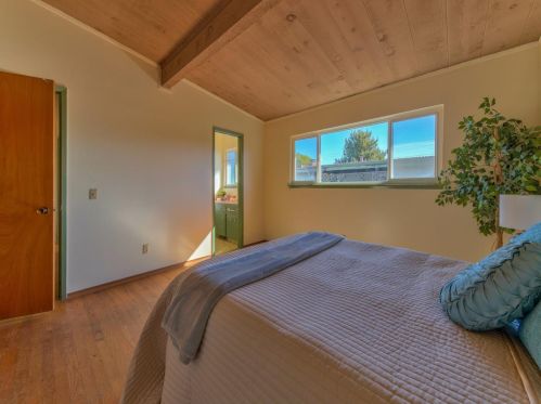 417 Locust St, Del Monte Park CA  93950-3924 exterior