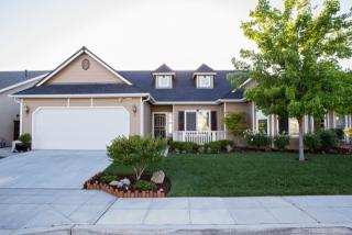 3167 Clover Ave, Fresno, CA 93727-9118