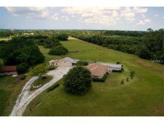 550 Sinclair Dr, Sarasota, FL 34240-9366