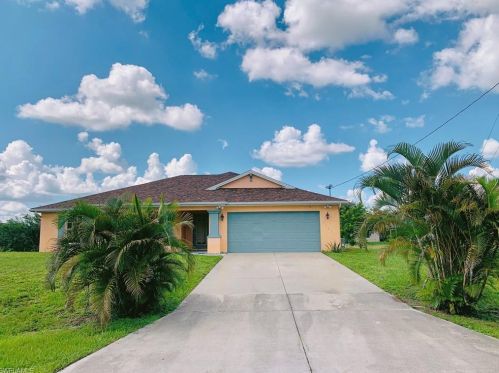 3902 3rd St, Lehigh Acres, FL 33936-2183
