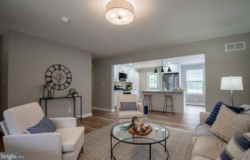 1954 Old Kirkwood Rd, Bear DE  19701-2235 exterior