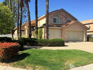 23905 Cadenza Dr, Murrieta CA  92562-2141 exterior