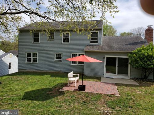 25 Woodward Dr, Wilmington, DE 19808-4339