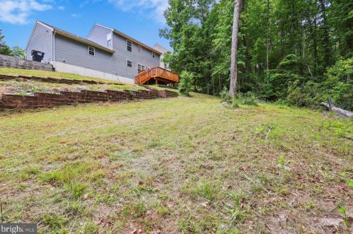 35 Amelia Ct, Fredericksburg VA  22405-6329 exterior