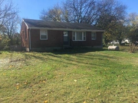 2137 Highway 40, Lewisburg, TN 37091-6111