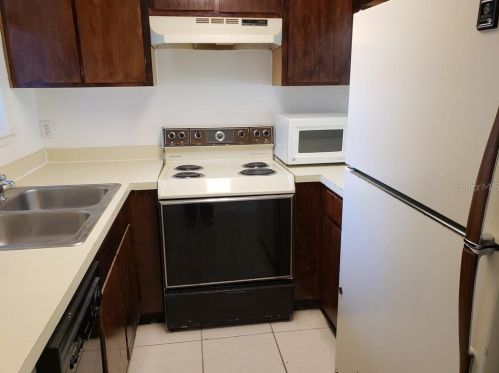 12084 Mendel Dr, Orlando FL  32826-2288 exterior