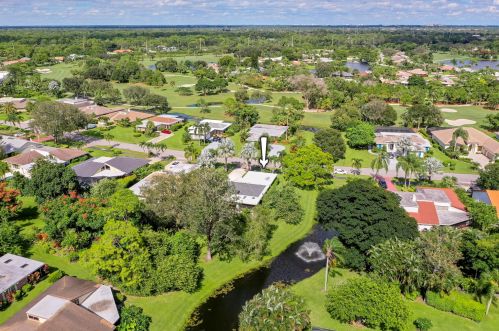 6684 Eastpointe Pines St, West Palm Beach, FL 33418-6909