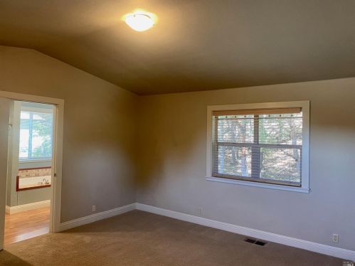 2414 Bear Pl, Willits CA  95490-9496 exterior