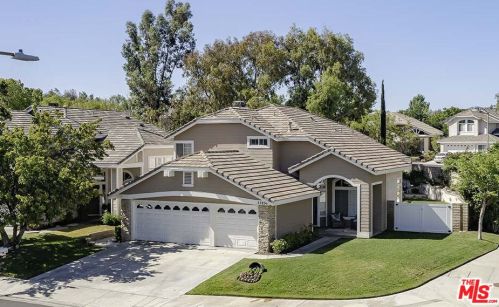 23856 Chadsford Dr, Santa Clarita, CA 91354-1828
