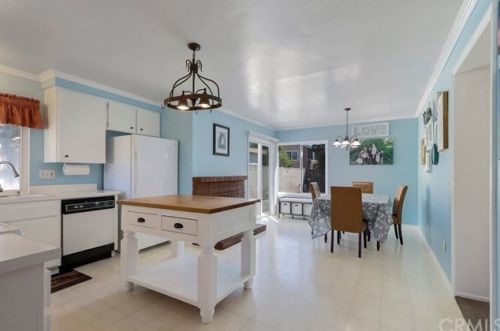 4522 Charleville Cir, Irvine CA 92604-2329 exterior