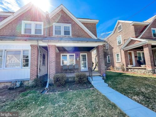 318 36th St, Wilmington, DE 19802-2010