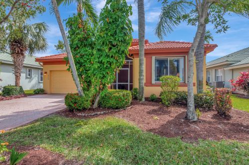 8820 Bellido Cir, Boynton Beach, FL 33472-8124